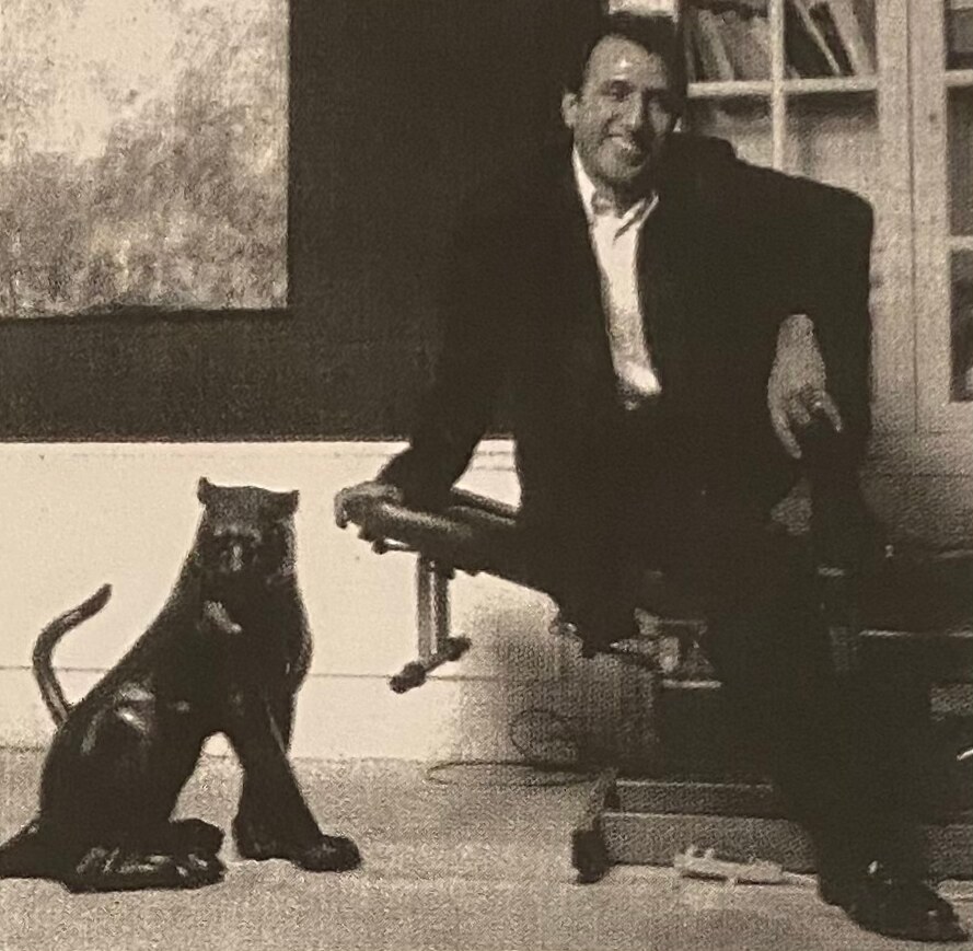 Portrait en noir et blanc illustrant l’article sur les champions et les managers